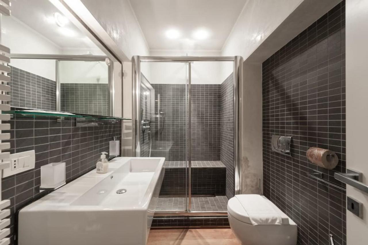 Santa Maria Novella Stylish Loft Great Location-Hosted By Sweetstay ฟลอเรนซ์ ภายนอก รูปภาพ